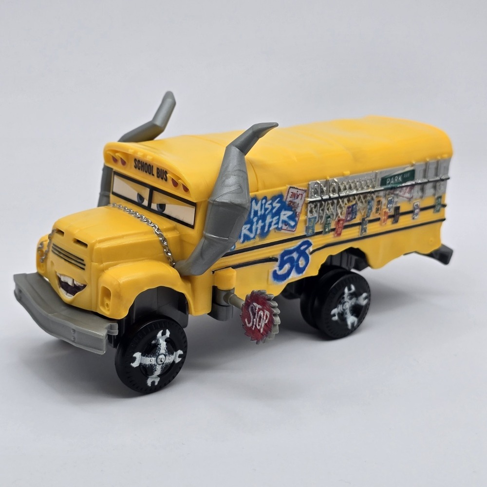 Disney Pixar Cars 3 Miss Fritter School Bus #58 Mattel 2016 DXY95 6" Toy